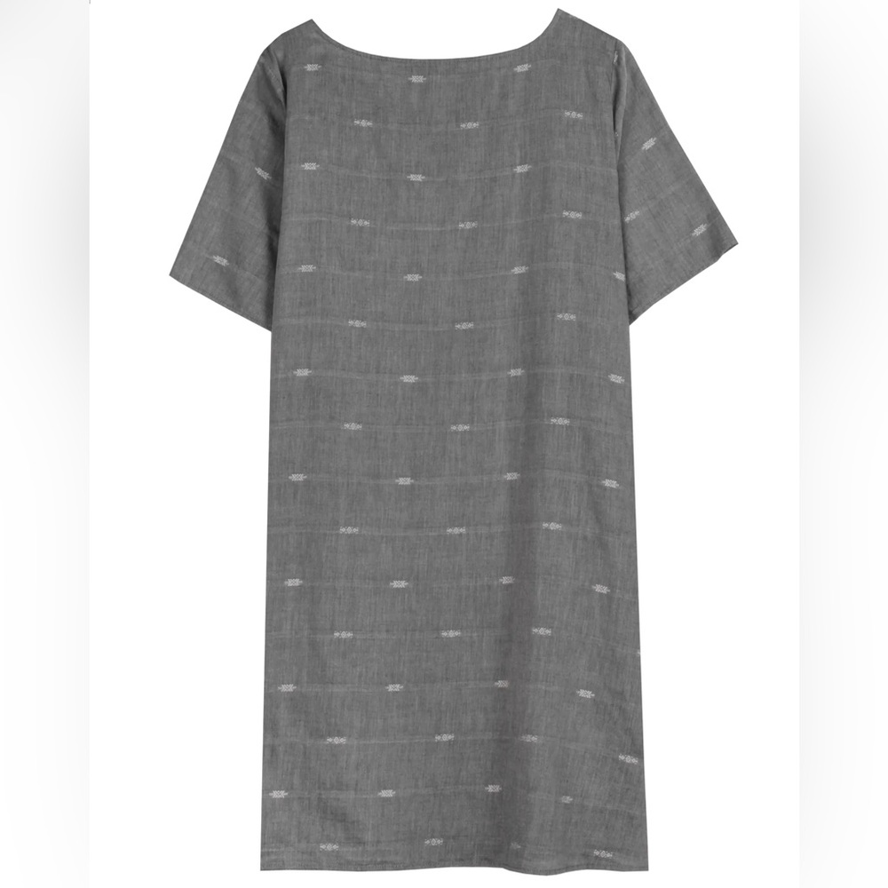 Eileen Fisher adorable embroidered short sleeve dress with pockets!! NWOT